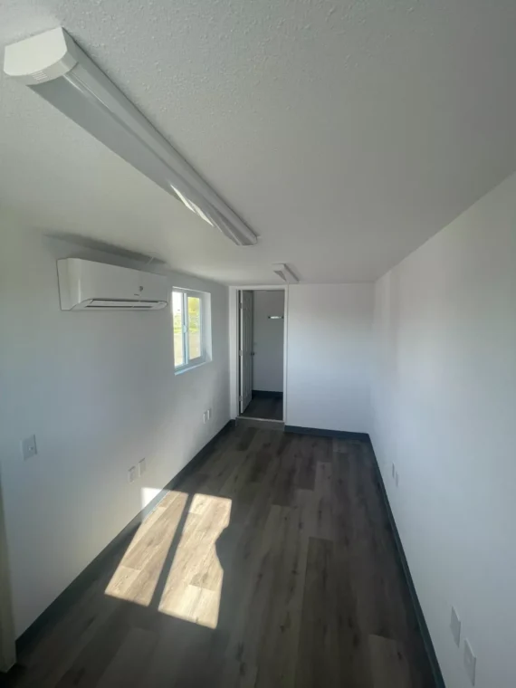 Bureau Conteneur 20 Pieds – Espace de Travail Flexible – Image 8