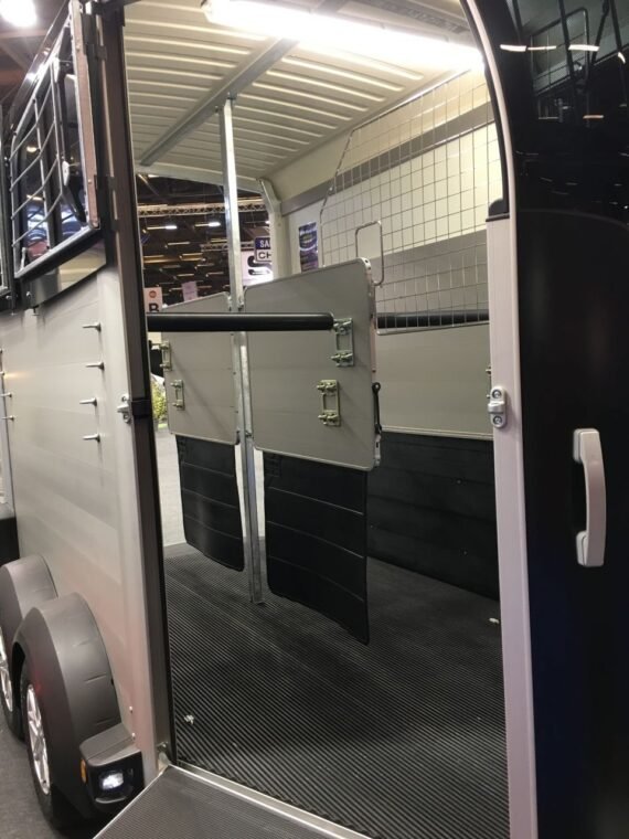 Van Cheval Ifor Williams HBX 506 – 2 Places – Image 5
