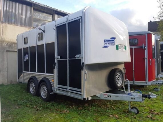 Van Cheval Ifor Williams HB 610 – Transport 4/5 Chevaux