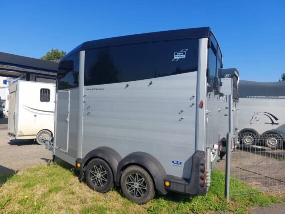 Van Ifor Williams HBX511 – 2 Places, Spacieux et Équipé (2019) – Occasion – Image 3