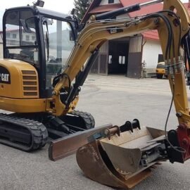 CAT 302.7D CR d’Occasion (2016) – Mini-Pelle 2,67T + 3 Godets