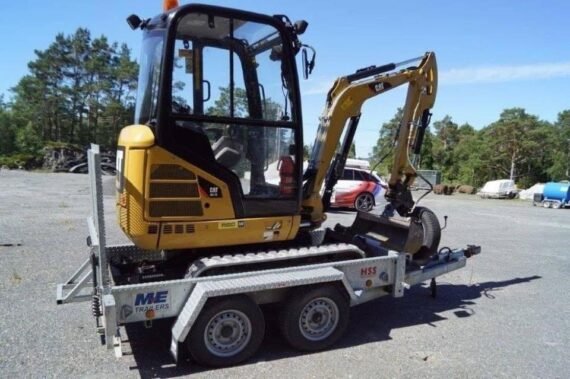 Caterpillar 301.7D d’Occasion – Mini-Pelle Compacte et Robuste