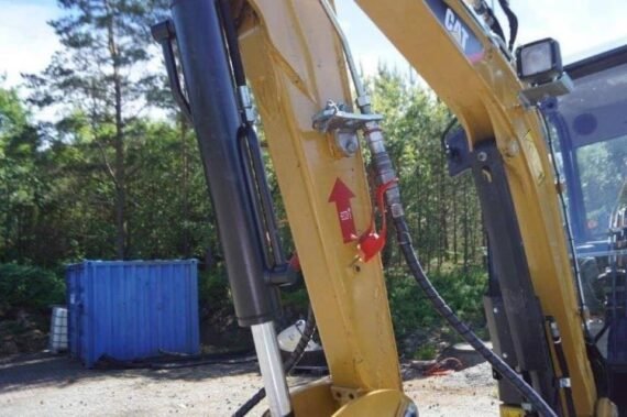 Caterpillar 301.7D d’Occasion – Mini-Pelle Compacte et Robuste – Image 5