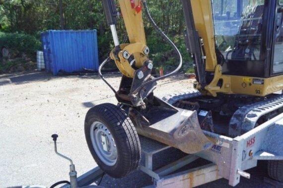 Caterpillar 301.7D d’Occasion – Mini-Pelle Compacte et Robuste – Image 6