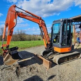Hitachi ZX35U-2 d’Occasion (2007) – Mini-Pelle 3,5T Équipée