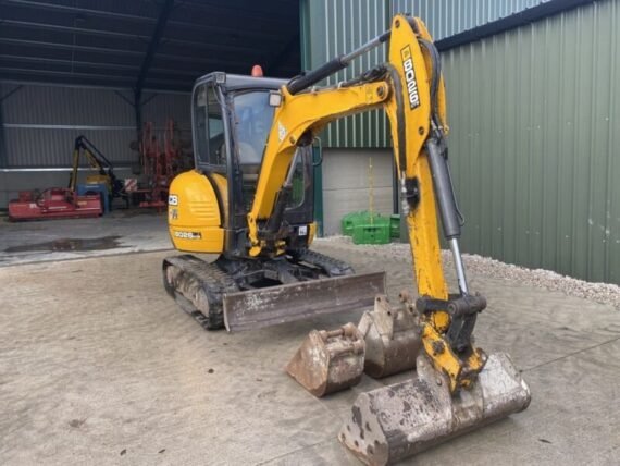 Mini Pelle JCB 8026 CTS (2014) – 2,6T + Équipements – Image 5