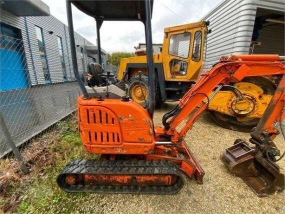 Mini Pelle IHI 15NX d’Occasion (2004) – 1,5T + 3 Godets