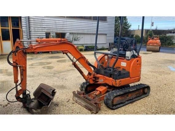 Mini Pelle IHI 15NX d’Occasion (2004) – 1,5T + 3 Godets – Image 4