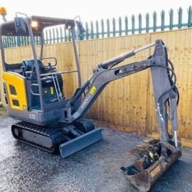 Mini Pelle Volvo EC15C – 2013 – 1,54T – 3240 h occasion